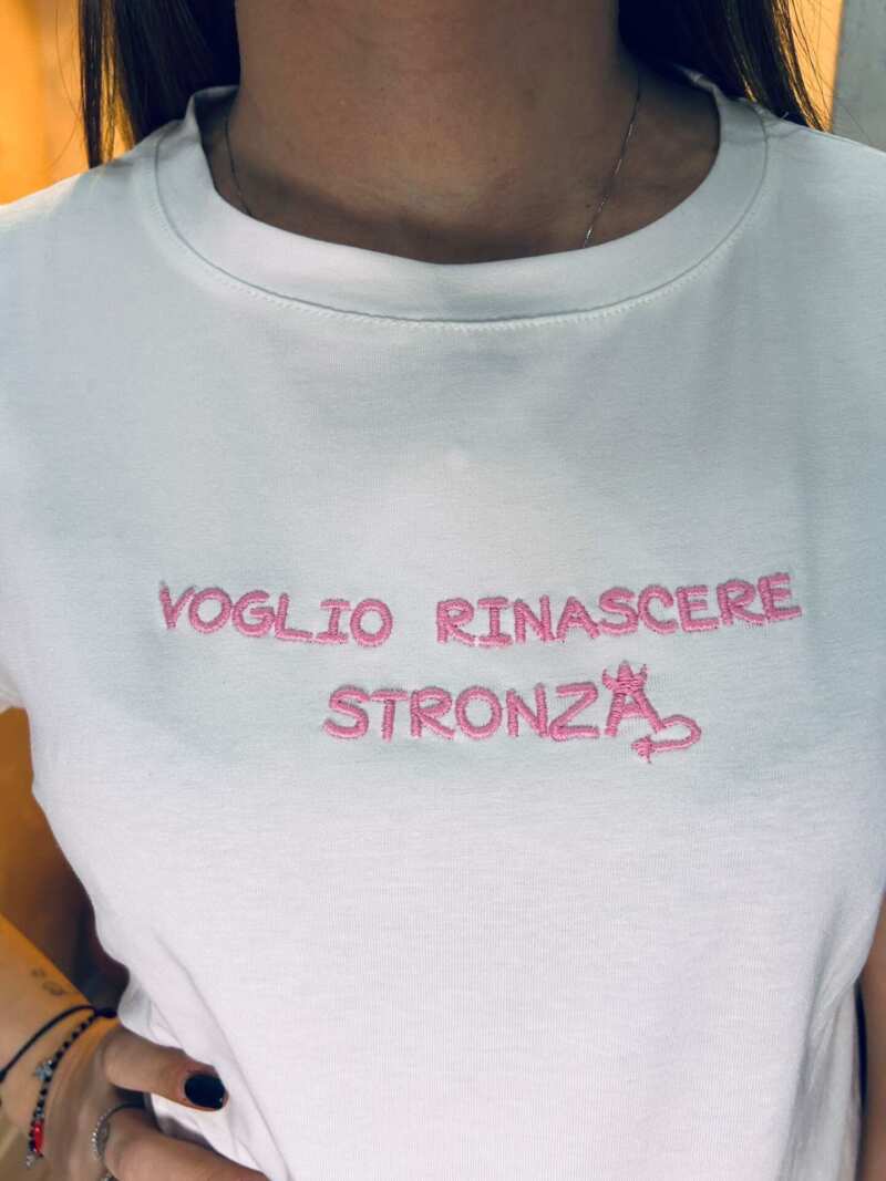 T-shirt voglio rinascere stronza