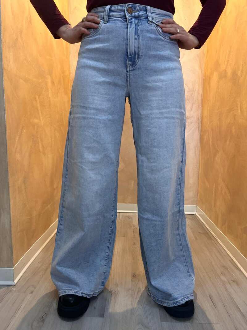 Jeans mega baggy chiaro