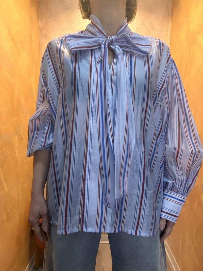 Camicia riga verticale fiocco